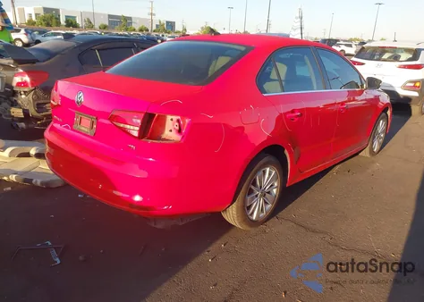 2015 Volkswagen Jetta 1.8T Se из США, поврежденный, VIN 3VWD17AJ9FM254307